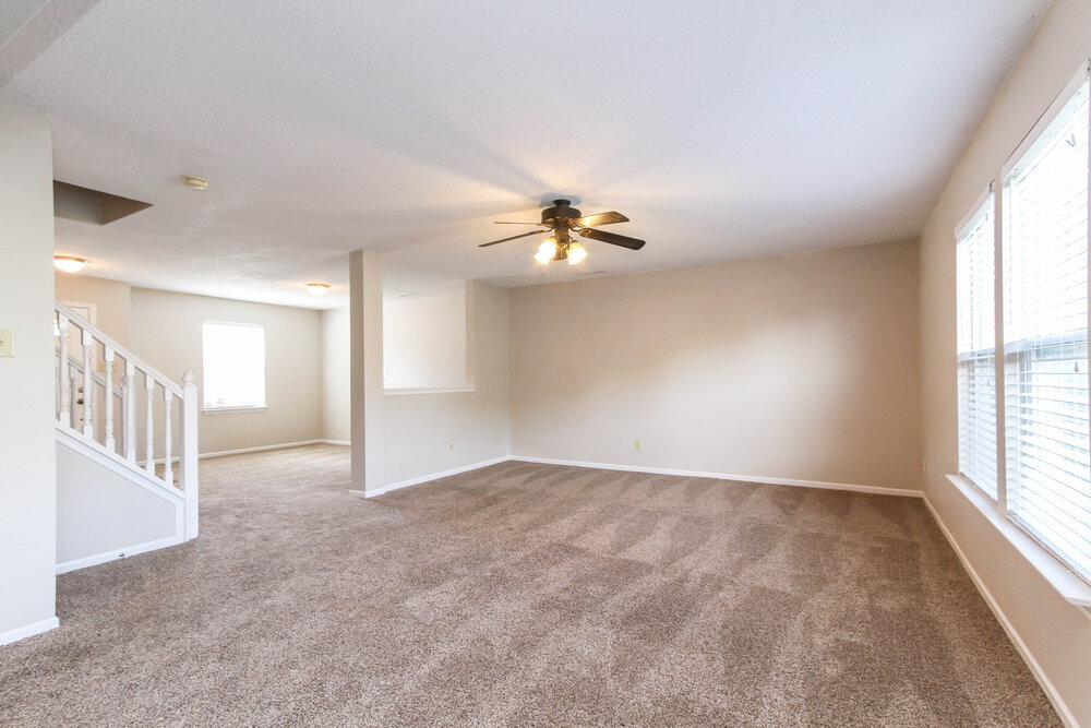Building Photo - 1829 Blue Pine Ln
