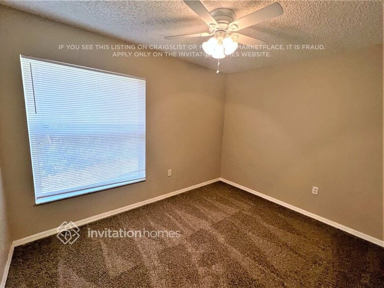 Building Photo - 2759 Kingsdale Dr