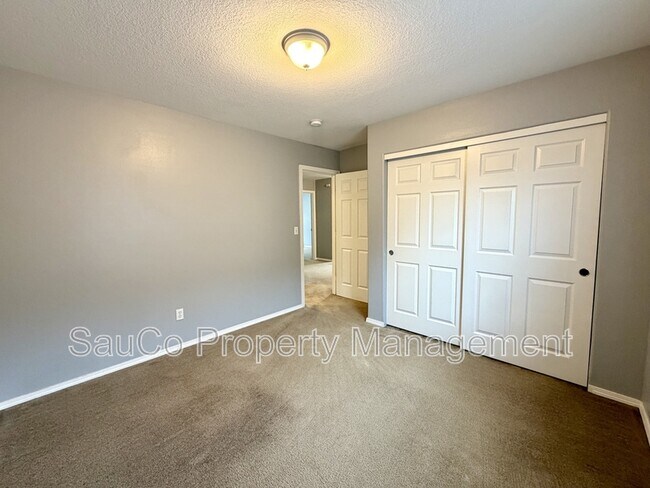 Building Photo - 4299 SE Averi Ct