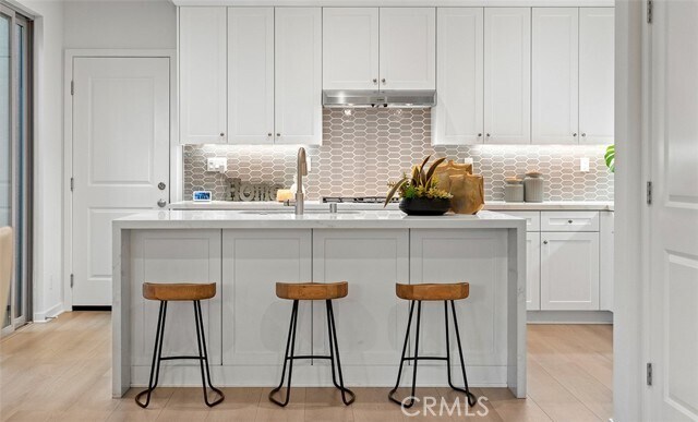 Building Photo - 106 Sunnyside