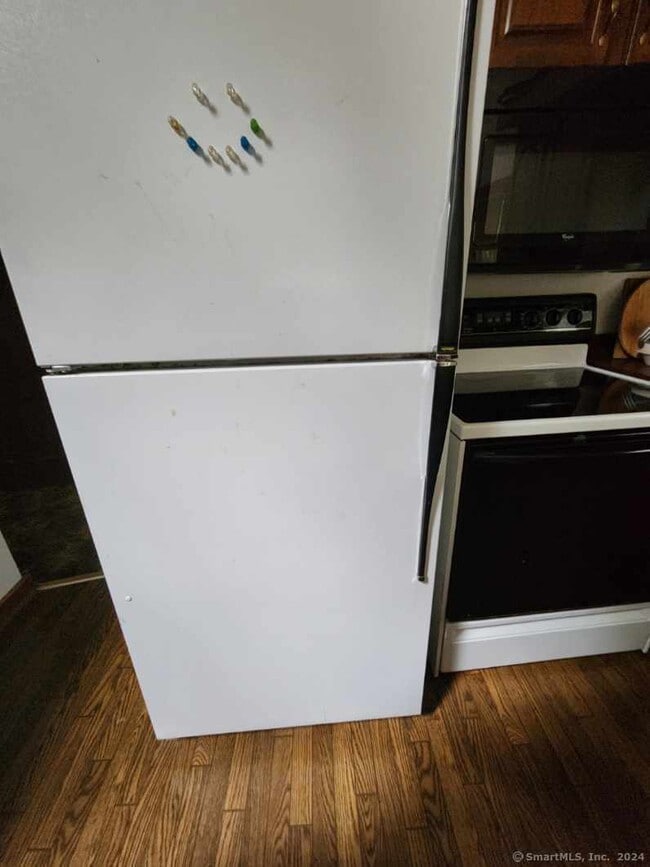 Building Photo - 192 Laurel Hill Dr