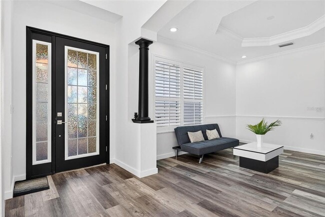 Building Photo - 8111 Santa Rosa Ct