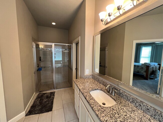 Building Photo - 3318 Suffolk Creek Ln