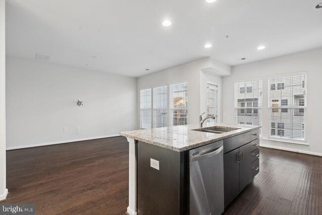 Building Photo - 20591 Geddes Terrace