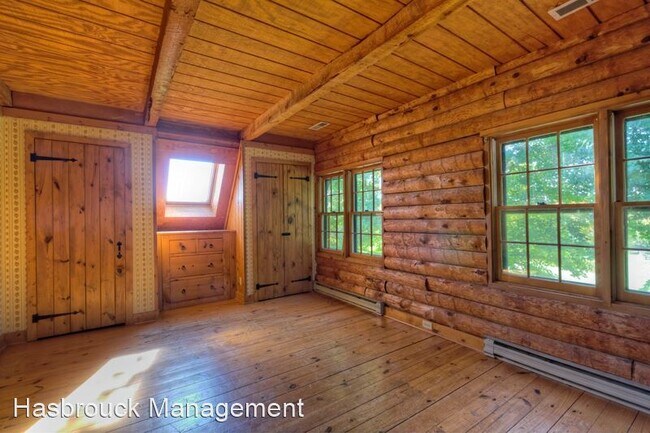 Building Photo - 3 br, 1.5 bath House - 6853 Jarmans Gap Road