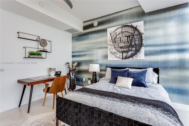 Building Photo - 1100 Biscayne Blvd