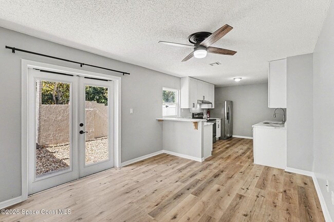 Building Photo - 1280 N Hwy A1A