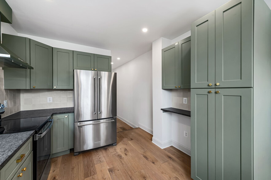 Building Photo - 3539 Roland Ave