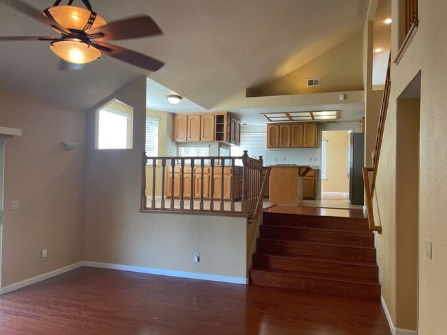 Building Photo - BEAUTIFUL 2 STORY IN FOLSOM WITH 4 BED, 3 ...