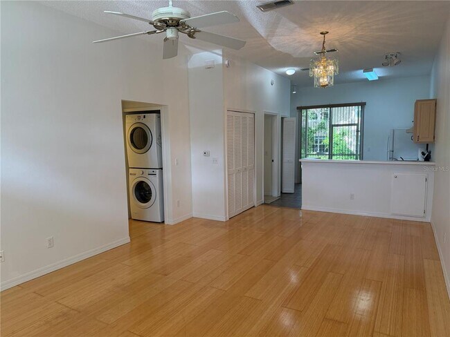 Building Photo - 149 Reserve Cir