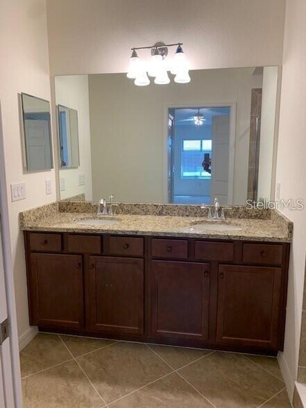 Building Photo - 5604 Palmer Cir