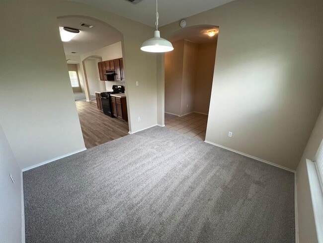 Building Photo - 209 Katy B Ln