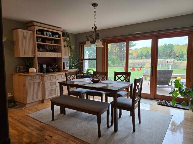 Building Photo - 14995 50th Ave