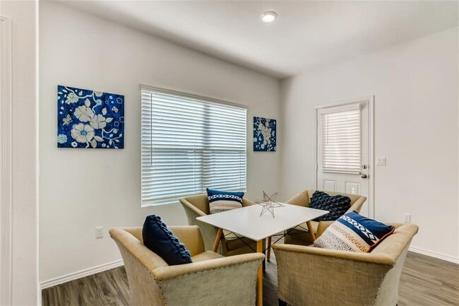 Building Photo - 3901 Fort Collins Way