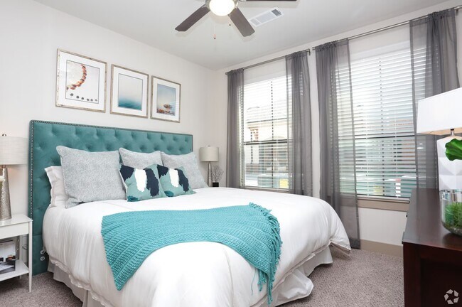 Building Photo - One Month Free + Prime Location!