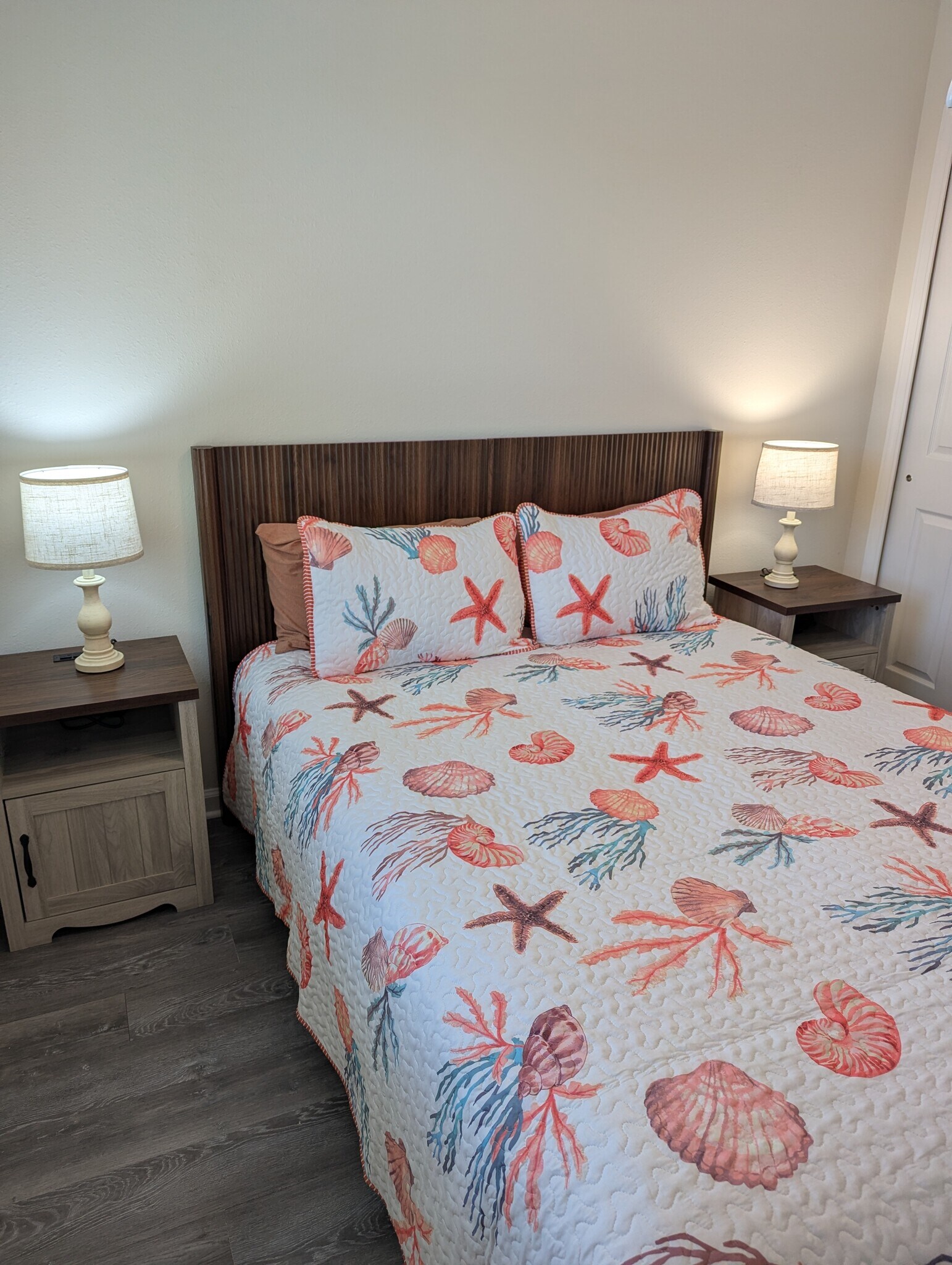 Building Photo - 1714 Cocoanut Rd