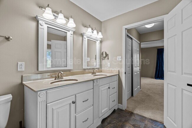 Building Photo - 16610 Green Needle Ct