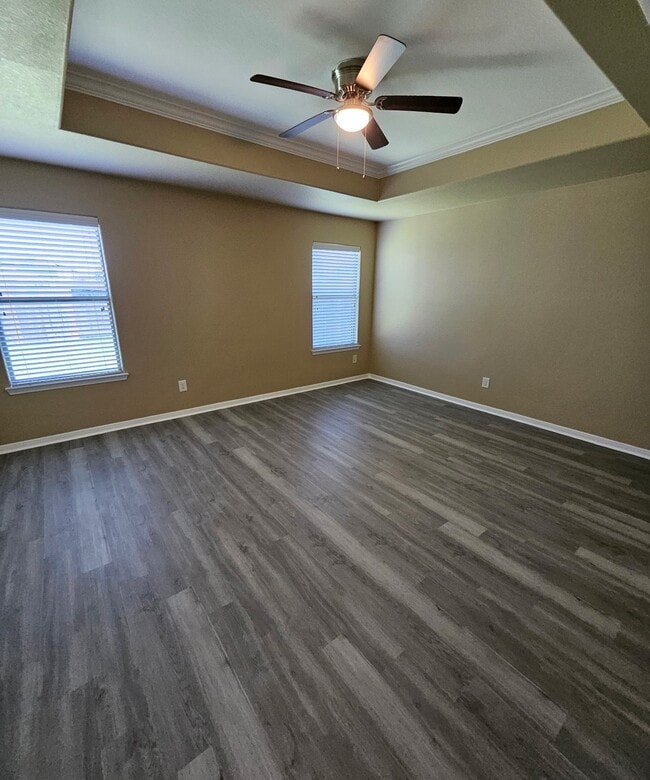 Building Photo - 21362 Slate Crossing Ln