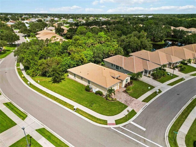 Building Photo - 1480 Mossy Oak Dr