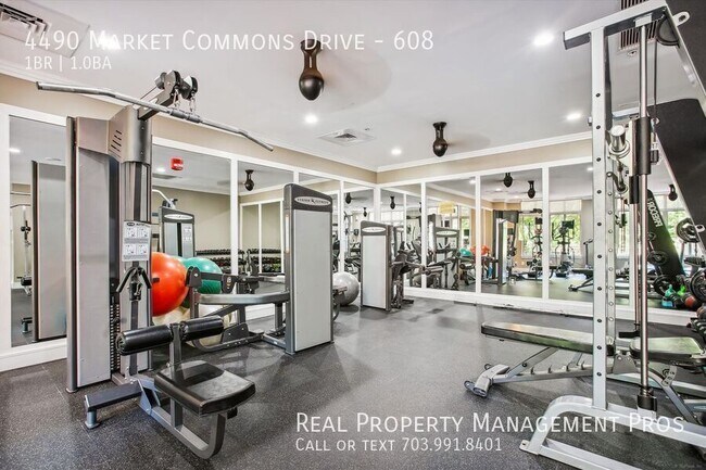 Building Photo - 4490 Market Commons Dr