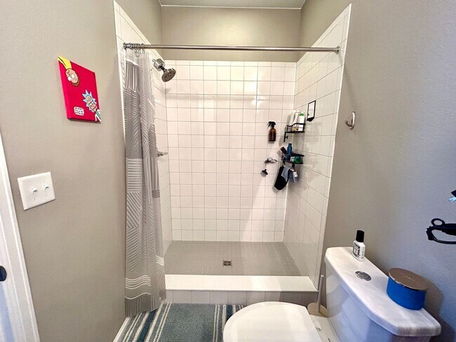 Building Photo - Modern Luxury Living in Harmony Ridge! $25...