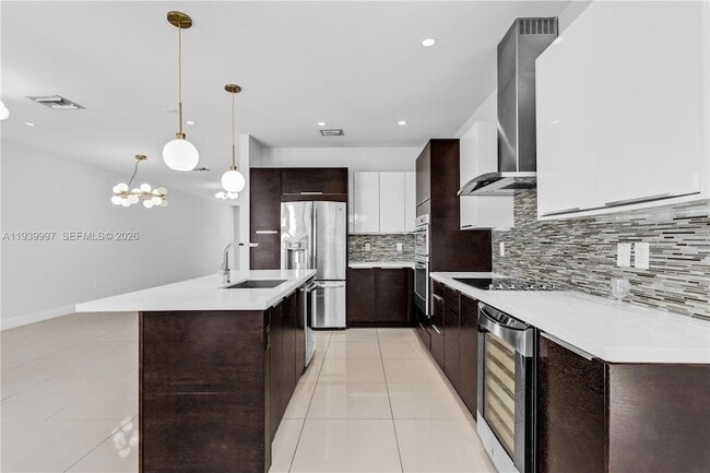 Building Photo - 6410 NW 105th Pl