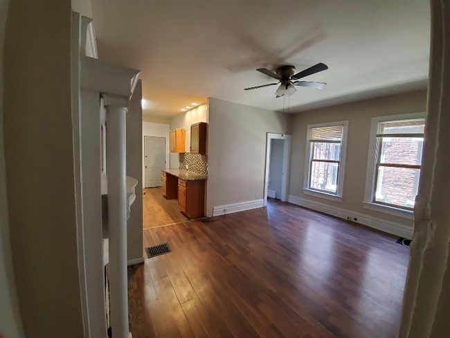 Building Photo - 95 W 1st Ave