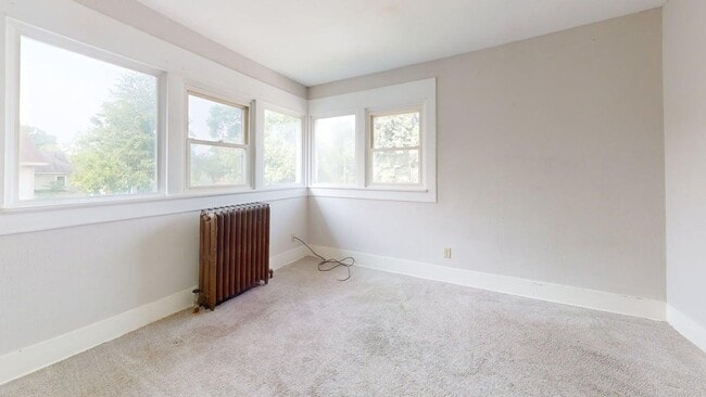 Building Photo - Canton 3 Bedroom / 2 Bath - Single Family ...