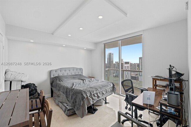 Building Photo - 50 Biscayne Blvd