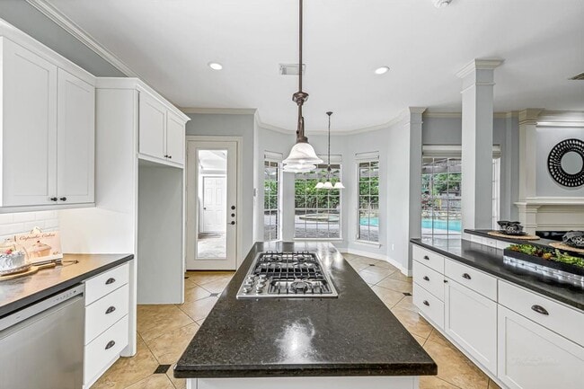 Building Photo - 4602 Gladesdale Park Ln