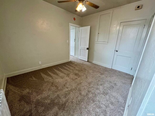 Building Photo - 1622 Washington St