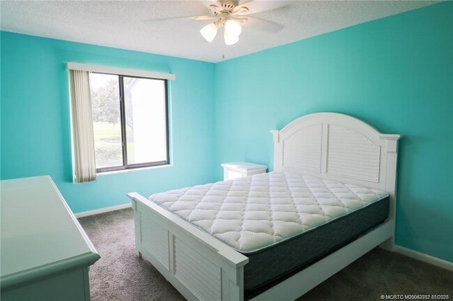 Building Photo - 5433 SE Miles Grant Rd