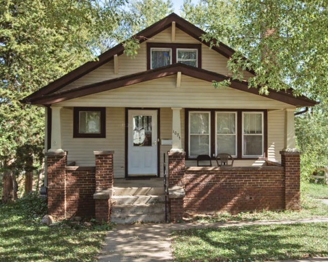 Building Photo - Settle Into Something Sweet on Mulberry