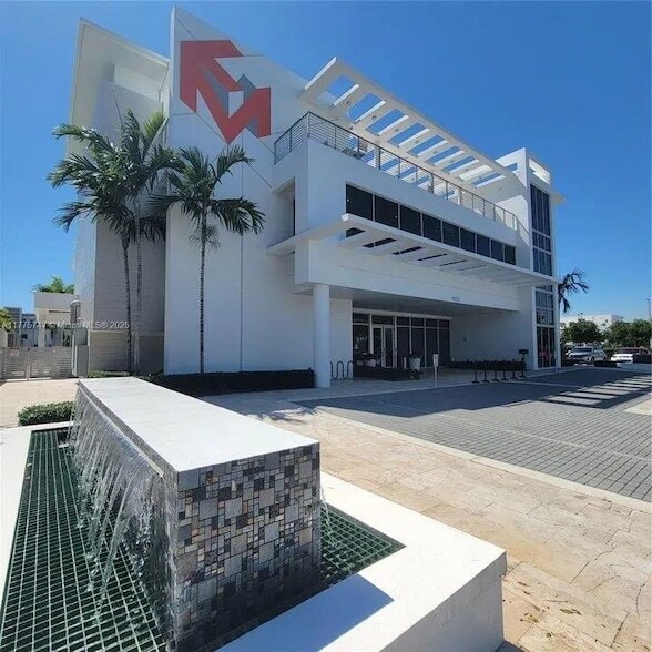 Building Photo - 6461 NW 103rd Psge