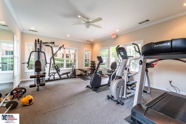 Building Photo - Gated Community In The Heart of Buckhead.