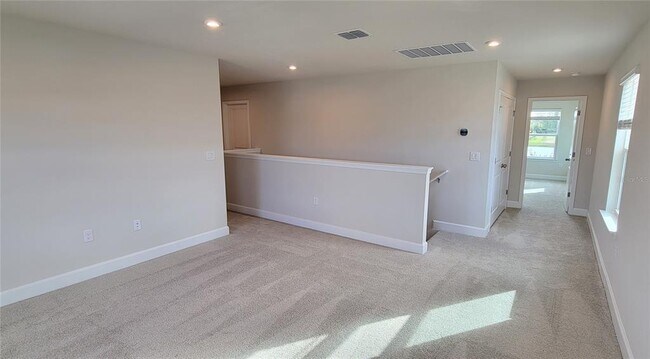 Building Photo - 242 Eagle Hbr Wy