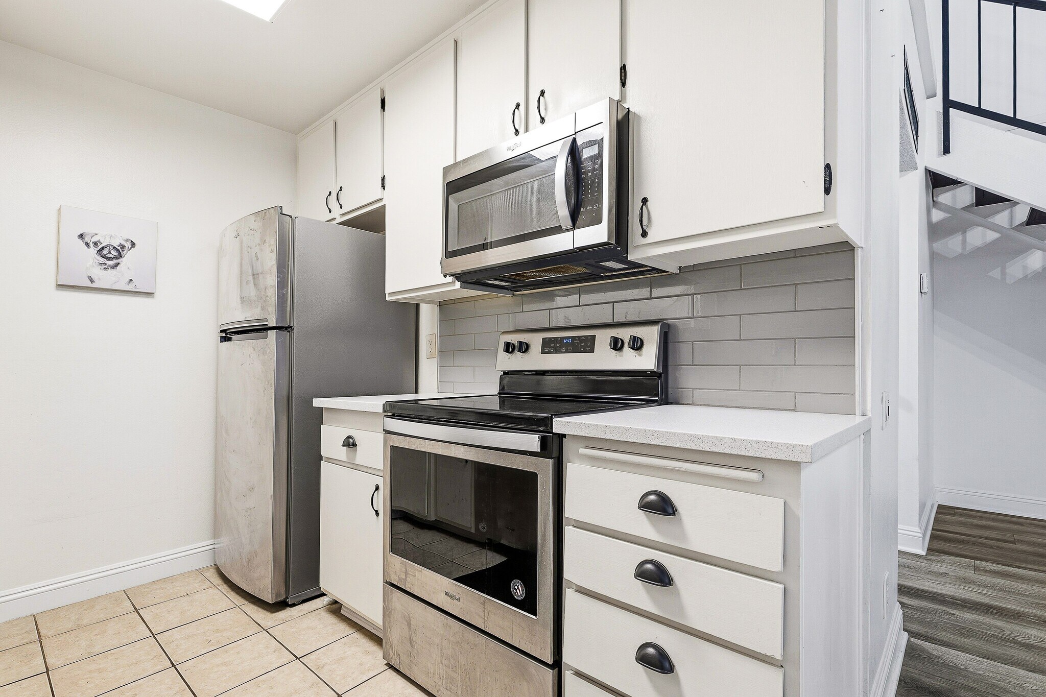 Building Photo - 5460 White Oak Ave