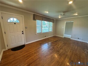 Building Photo - 9004 Sparrow Dr