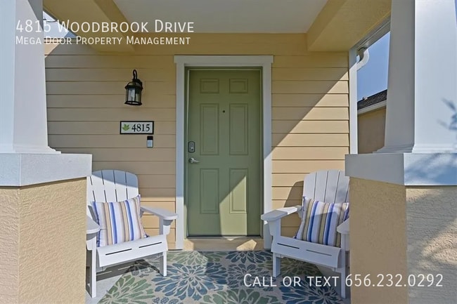 Building Photo - 4815 Woodbrook Dr