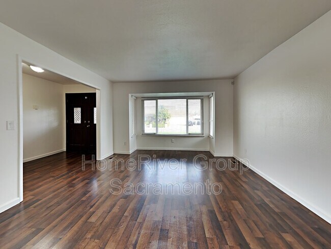 Building Photo - 431 Windward Way