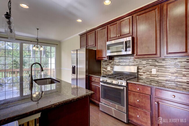 Building Photo - 101 Pearce Ln