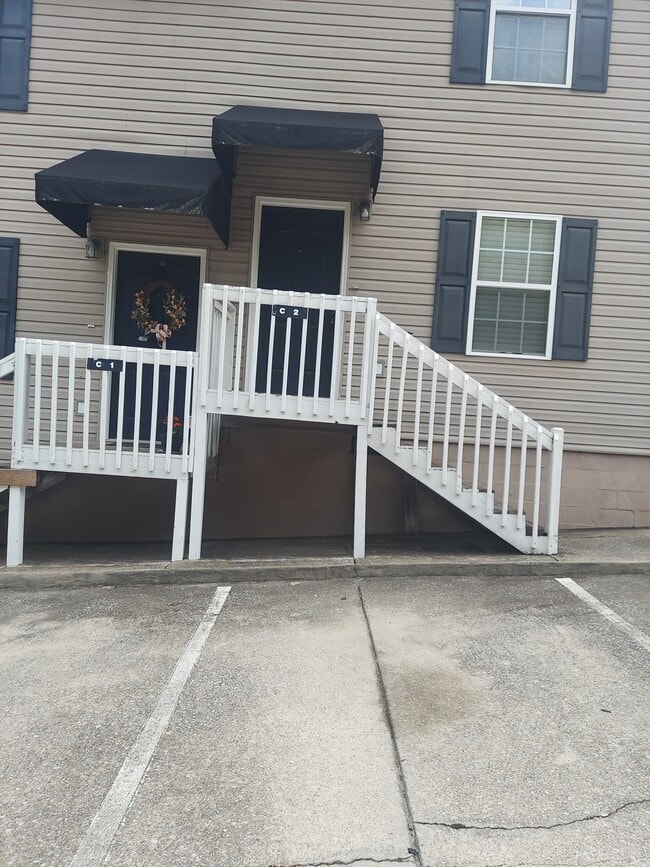 Building Photo - 1438 Vance Rd