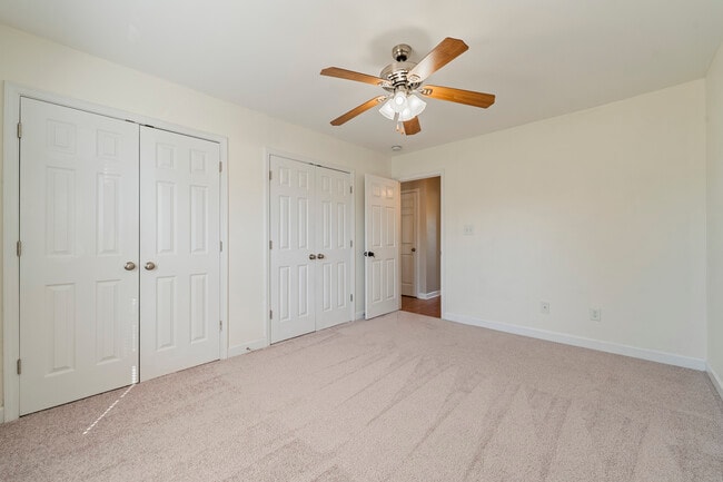 Building Photo - 2175 Glendale Ave