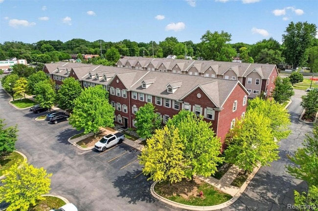 Building Photo - 22680 Goddard Rd