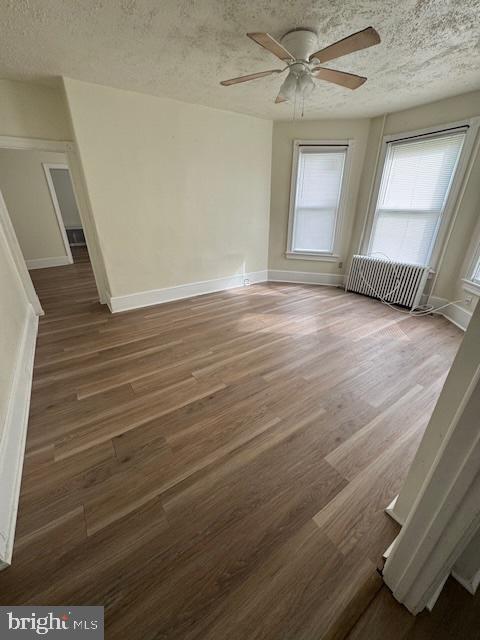 Building Photo - 528 E Mulberry St