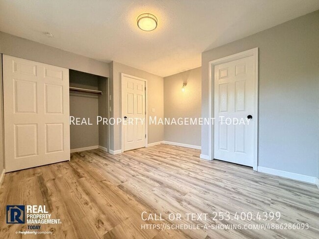 Building Photo - 6451 S Stevens St