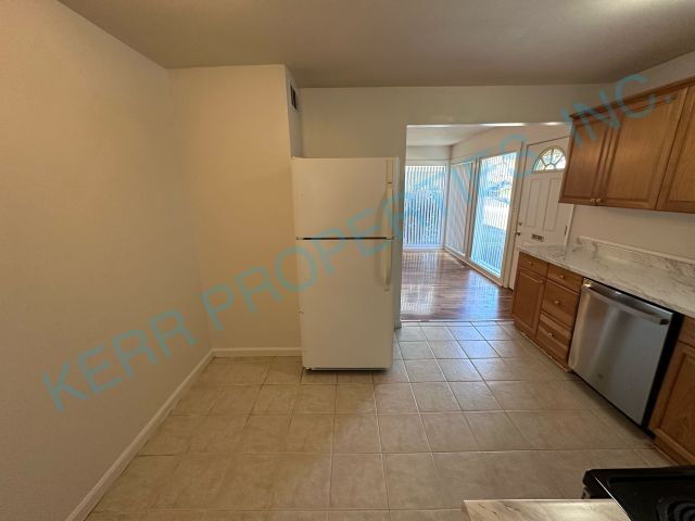 Building Photo - 11455 SE 35th Ave