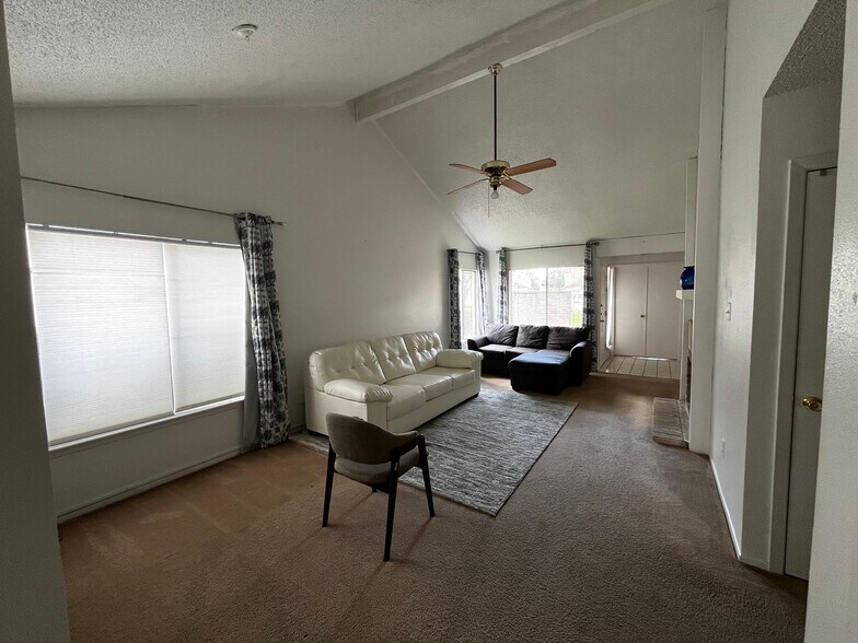 Living room view 3 - 13632 Garden Grove Ct