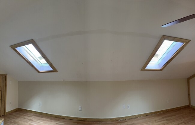 Building Photo - 2328 Union St