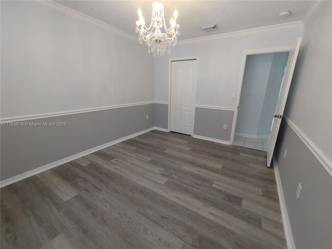 Building Photo - 1137 NW 128th Pl